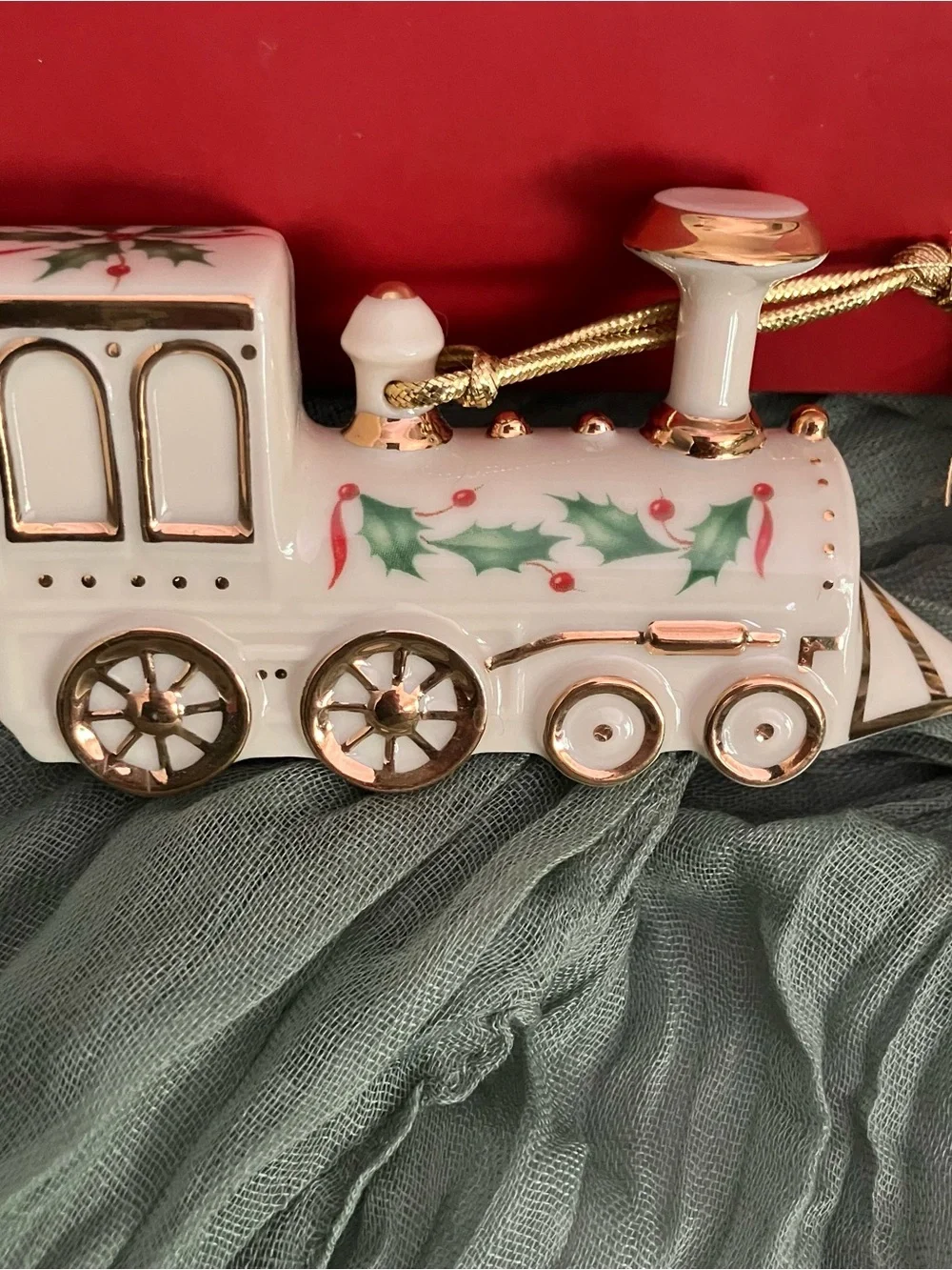 Lenox Porcelain Train 2000 Ornament with Gold Accents